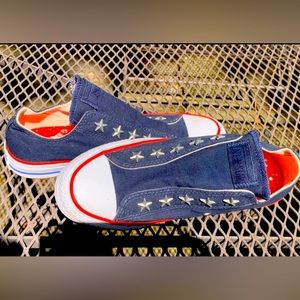 Converse, Womens size 7